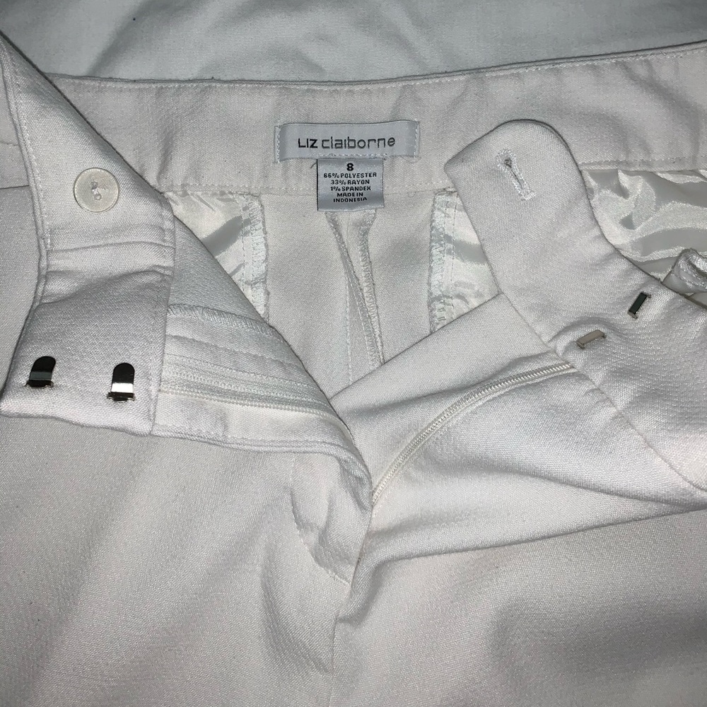 WHITE PANTS